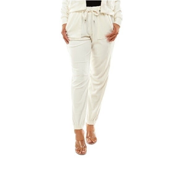 CRAVE FAME
Juniors' Utility-Pocket Velour Jogger Pants size M Ivory - Picture 3 of 4